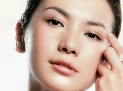 深圳眼袋吸脂多少錢？